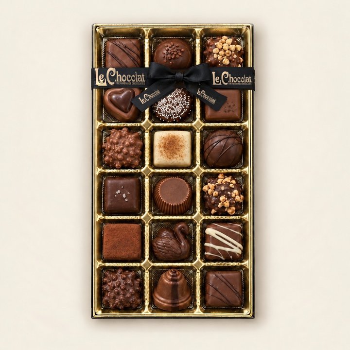 Our 18-piece gift box with ribbon